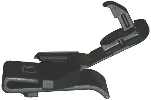 CLIP NISSAN OE: 638484M500