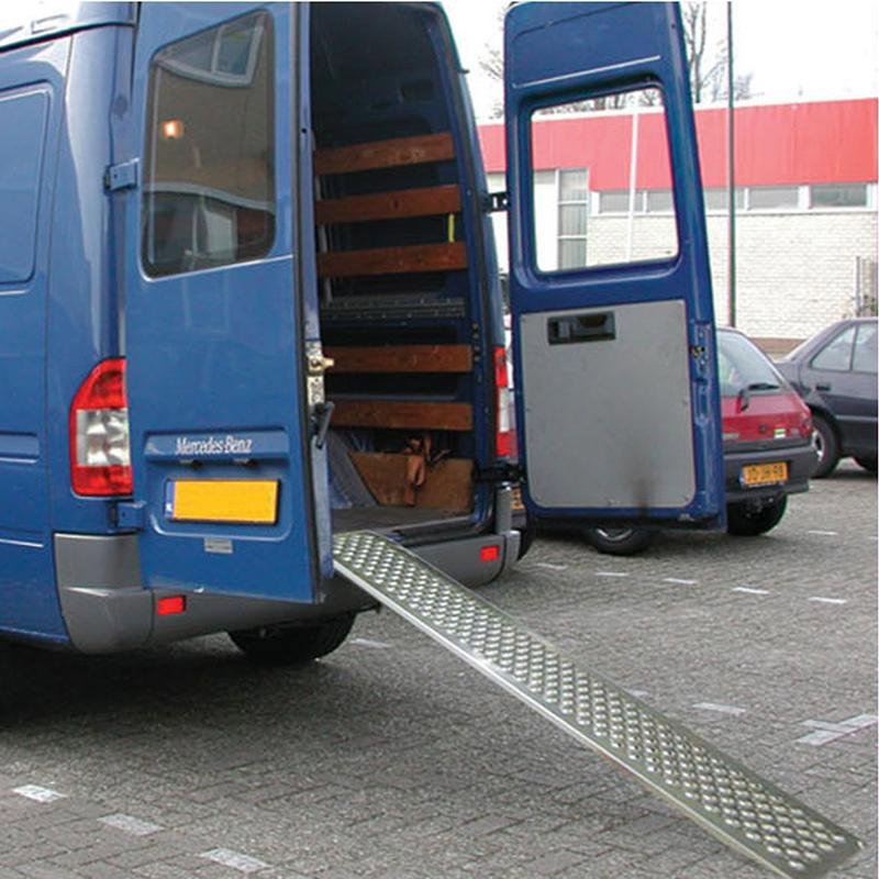OPRIJPLAAT ALUMINIUM 150X21CM 200KG PER STUK 2