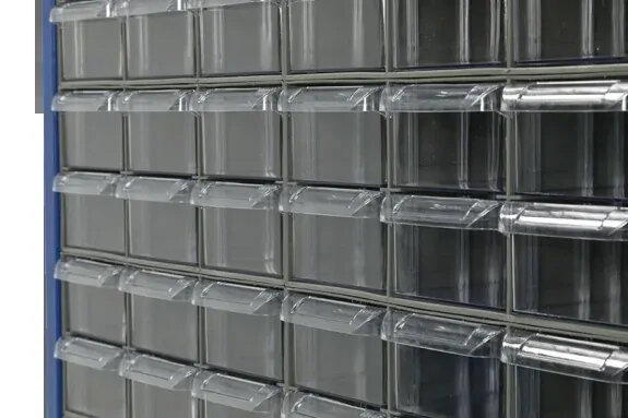 STANDAARD KLEINMATERIAAL KAST MET INHOUD 132-DELIG 2