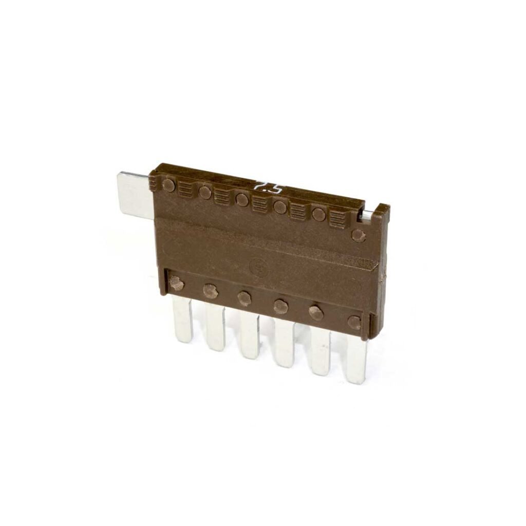 MULTI STEEKZEKERING 32V 6-POLIG 7,5A